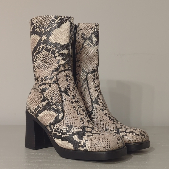 Durango Snakeskin Boots Block Heel Leather size 8.5 Made In Brazil - Picture 11 of 11